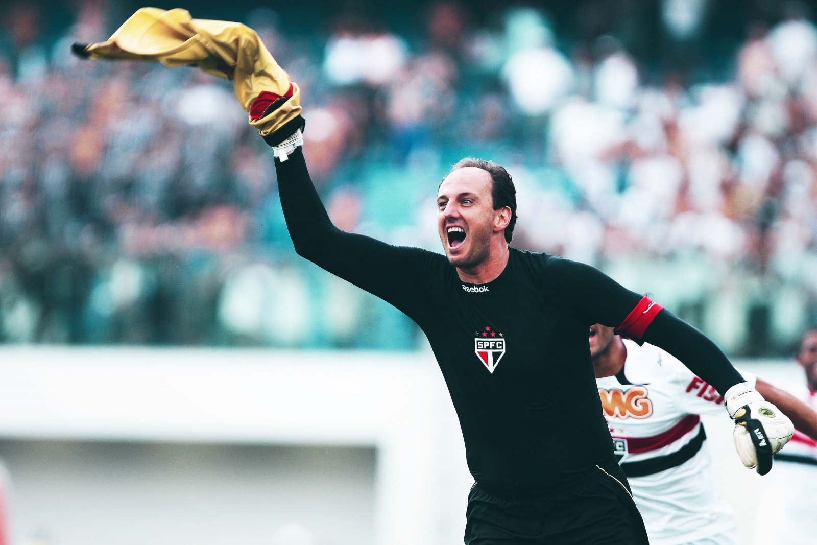 🧤 JUGADORES INFRAVALORADOS: Rogério Ceni, el portero que batía récords… ¡a goles!